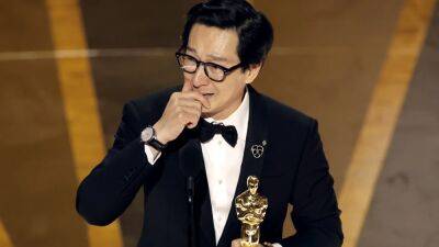 Ke Huy Quan Cries Tears of Happiness Throughout Acceptance Speech in Historic First Oscar Win - www.etonline.com - USA