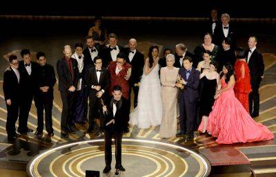 ‘Everything Everywhere All At Once’ Completes Awards Season Sweep With Oscars Best Picture Win - deadline.com