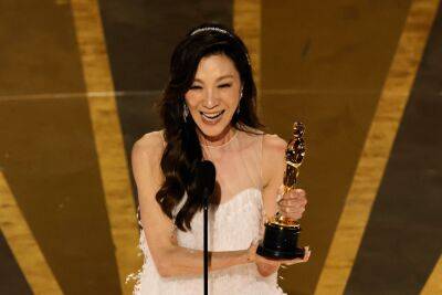 Oscars 2023: Michelle Yeoh Makes History As First Asian Woman To Win Best Actress - etcanada.com - Britain - Malaysia