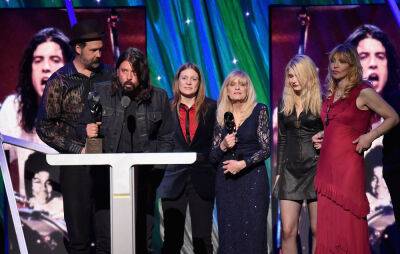 Courtney Love shares text with Dave Grohl and calls for more women in Rock & Roll Hall Of Fame - www.nme.com - county Hall - county Rock