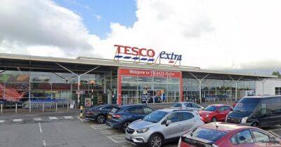 Tesco issues one-month warning for anybody who has a Clubcard with each supermarket set to AXE popular feature - www.manchestereveningnews.co.uk