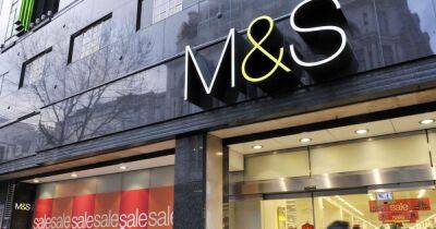 Marks and Spencer shoppers impressed by 'chic and flattering' £20 black dress they say slims the stomach - www.manchestereveningnews.co.uk