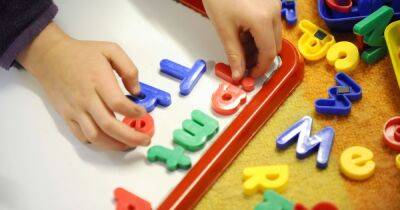 30 hours free childcare announced for all children under 5 - but parents will have to wait - www.manchestereveningnews.co.uk
