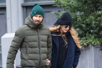 Ryan Reynolds & Blake Lively Spotted Out For A Walk After Mint Mobile Sells For $1.3 Billion - etcanada.com - New York - USA - Indiana - county Reynolds - city Ottawa - county Mobile