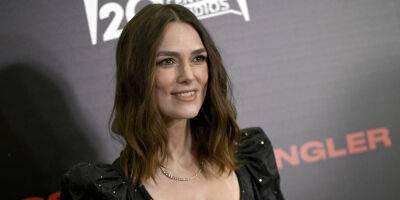 Keira Knightley Recalls Her Friends Had Doubts About Success of 'Bend It Like Beckham' - www.justjared.com - Boston