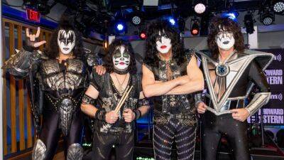 KISS Announces Final Tour Dates of Their Career: 'This Is the End' - www.etonline.com - New York