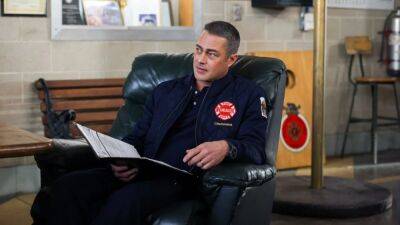 How 'Chicago Fire' Addressed Taylor Kinney's Absence - www.etonline.com - Chicago - Taylor