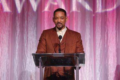 Will Smith Delivers First In-Person Awards Speech Since That 2022 Oscars Slap - etcanada.com - USA