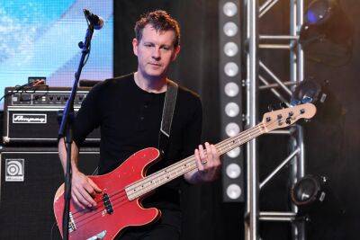 Steve Mackey, Bassist For Rock Band Pulp, Dead At 56 - etcanada.com - Britain