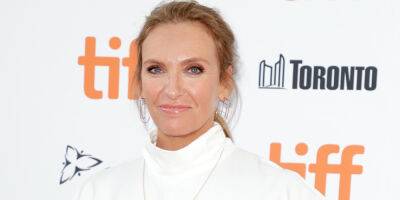 Toni Collette Reveals She's Asked Intimacy Coordinators To Leave Because Of Discomfort - www.justjared.com