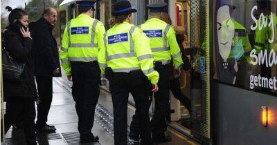 GMP to recruit 264 more neighbourhood officers but will lose 300 PCSO roles - www.manchestereveningnews.co.uk - Manchester