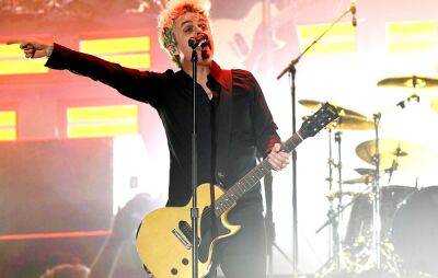 Green Day’s Billie Joe Armstrong launches new Les Paul Junior guitar - www.nme.com - London - Los Angeles