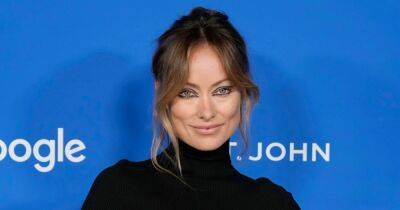 Olivia Wilde Gets Chic ‘French Girl’ Curtain Bangs That Give Her Face a ‘Sculpted’ Effect: Photos - www.usmagazine.com - France - New York - Los Angeles - Los Angeles