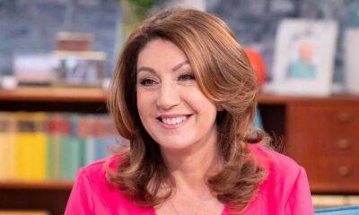 Jane McDonald flooded with support as she celebrates incredible honour - hellomagazine.com