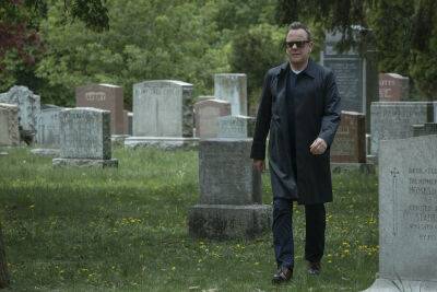 Kiefer Sutherland Returns to His Action Roots in ‘Rabbit Hole’: TV Review - variety.com - New York - county Graham