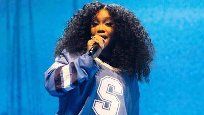 SZA Celebrates Finale of 'SOS' Tour in L.A.: See Adele, Justin Bieber and More Celeb Attendees - www.etonline.com - Los Angeles