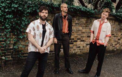 Foals share Dan Carey ‘2AM’ remix and talk ‘Life Is Dub’: “It goes into space, via Streatham” - www.nme.com
