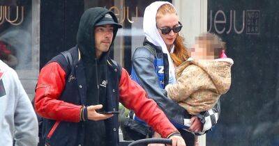 Sophie Turner and Joe Jonas brave family walk in the rain – with same buggy as Molly-Mae - www.ok.co.uk - New York - Hague