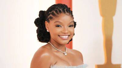 Halle Bailey Has an Adorable Moment With a Tiny Little Mermaid Fan at Disney World - www.glamour.com