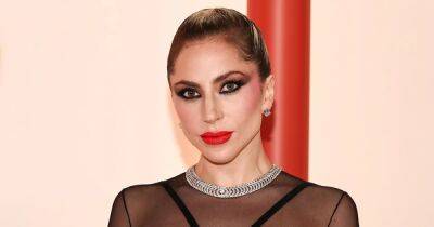 Lady Gaga Steps Out in Harley Quinn Costume, Makeup on ‘Joker’ Sequel Set for 1st Time: See Photos - www.usmagazine.com - France - New York - USA - county Story
