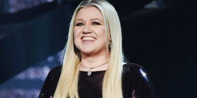 Kelly Clarkson Announces New Album 'Chemistry' & Explains the Title's Meaning - www.justjared.com