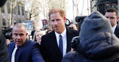 Prince Harry's surprise visit is simply a 'stunt', says Royal expert - www.ok.co.uk - Britain - France - county Charles