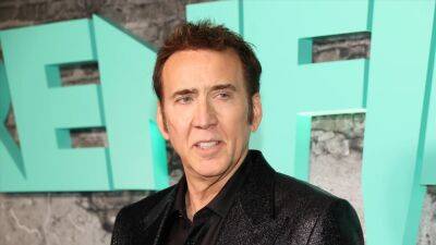 Nicolas Cage Shares Why Fans Used to Slap Him at the Airport (Exclusive) - www.etonline.com - New York