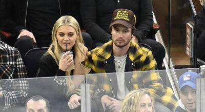 Kelsea Ballerini & Chase Stokes Take Their Romance to the Rangers Game in NYC! - www.justjared.com - New York - county Chase
