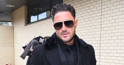 Stephen Bear replied with 'yeah, sure' after judge sentenced him to 21 months in jail - www.ok.co.uk