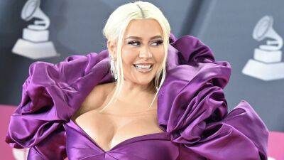 Christina Aguilera Opens Up About Using Facial Injectables - www.etonline.com