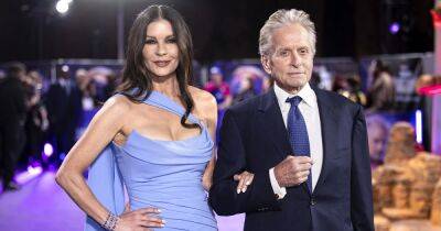 Michael Douglas Says Catherine Zeta-Jones Makes Him Flash Her If He Plays Poorly at Golf: ‘I Have to Whip It Out’ - www.usmagazine.com - Chicago