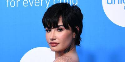 Demi Lovato Recreates Viral 'Stay Away From Her' Meme to Promote New 'Scream 6' Single 'Still Alive' - www.justjared.com - Madison