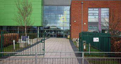 Inadequate high school where pupils 'don't feel safe' and discriminatory language is rife slammed - www.manchestereveningnews.co.uk