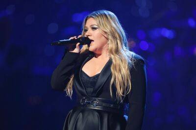 Kelly Clarkson Seemingly Shades Ex-Husband Brandon Blackstock By Changing Lyrics To ‘Abcdefu’ - etcanada.com - Las Vegas
