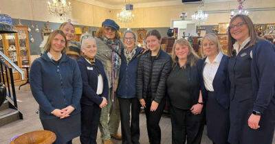 Johnny Depp visits antique centre in Lincolnshire leaving staff stunned - www.msn.com