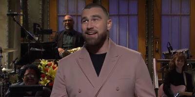 Travis Kelce Jokes About Beating His Brother, Smoking Weed & Winning the Super Bowl During 'Saturday Night Live' Opening Monologue - www.justjared.com - Kansas City