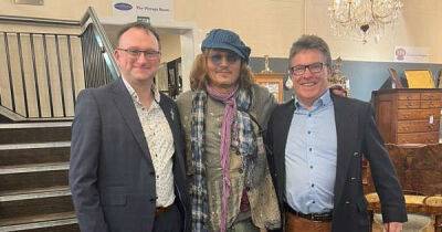 Johnny Depp leaves staff stunned in visit to antique centre - www.msn.com