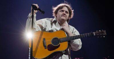Lewis Capaldi issues heartfelt apology to fans as bronchitis diagnosis sees two world tour gigs postponed - www.dailyrecord.co.uk - Scotland - Sweden - city Stockholm