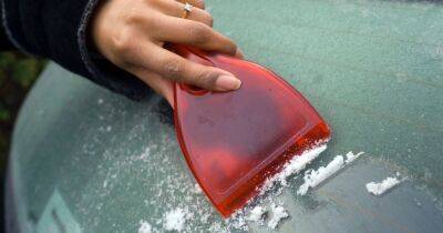 Drivers are just learning the 'magic' defrosting button for icy windscreens - www.dailyrecord.co.uk - Scotland