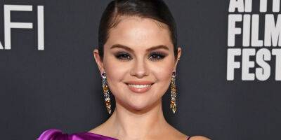 Selena Gomez Shares Words Of Encouragement To Her Younger Self in Honor of International Women's Day - www.justjared.com