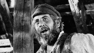 Chaim Topol, Tevye in Film and Stage Versions of ‘Fiddler on the Roof,’ Dies at 87 - variety.com - Australia - Israel - city Tel Aviv - county Norman