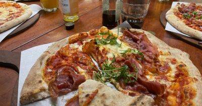 'We tried the village café serving up 'the best pizzas in the UK' - www.manchestereveningnews.co.uk - Britain