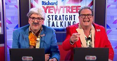 Alan Carr leaves fans 'crying with laughter' as he 'waves bye to career' in live sketch - www.ok.co.uk - Germany