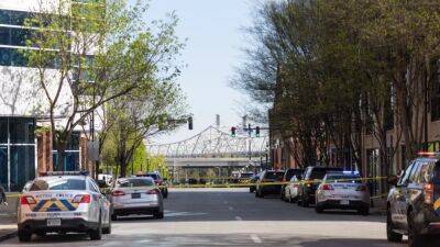 Louisville Shooting: 5 Killed, 6 Injured in Downtown, Suspected Gunman Dead - www.etonline.com - city Downtown - Nashville - city Louisville