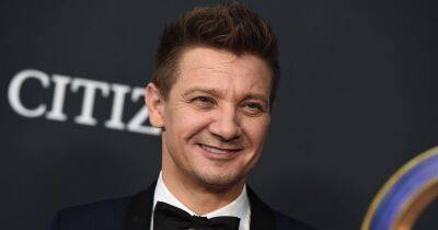 Jeremy Renner appears on first US late night TV show since snowplough accident - www.manchestereveningnews.co.uk - USA - state Nevada - county Reno