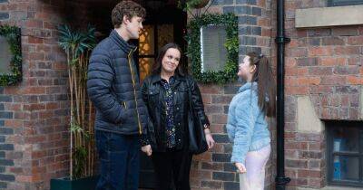 Corrie spoilers with shock marriage proposal and another couple on the rocks - www.manchestereveningnews.co.uk - Jackson - city Jackson
