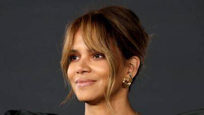 Halle Berry Claps Back at Commenter Criticizing Her For Posing Nude in Her 50s - www.etonline.com