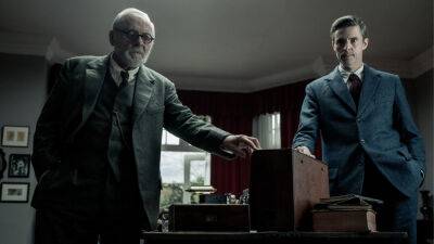 Anthony Hopkins Plays Sigmund Freud in ‘Freud’s Last Session,’ First Look Revealed - variety.com - Australia - China - Italy - Ireland - India - Japan - Portugal - county Campbell - Greece - Berlin - Turkey - Israel - county Hopkins - city Babylon