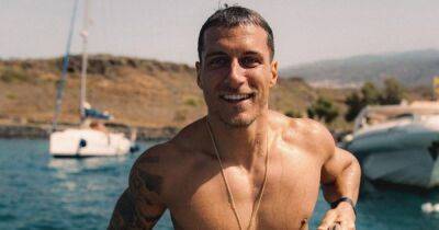 Gorka Marquez distracts Strictly co-stars amid plea for support as he fumes over 'violent' holiday snaps - www.manchestereveningnews.co.uk - Manchester