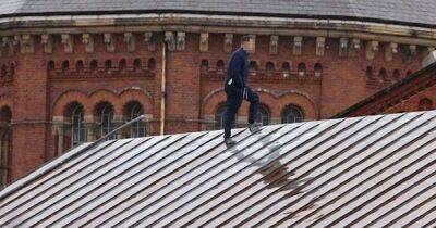 Inmate climbs onto roof of notorious Strangeways prison as negotiators called in - www.dailyrecord.co.uk - Britain - Manchester - Beyond